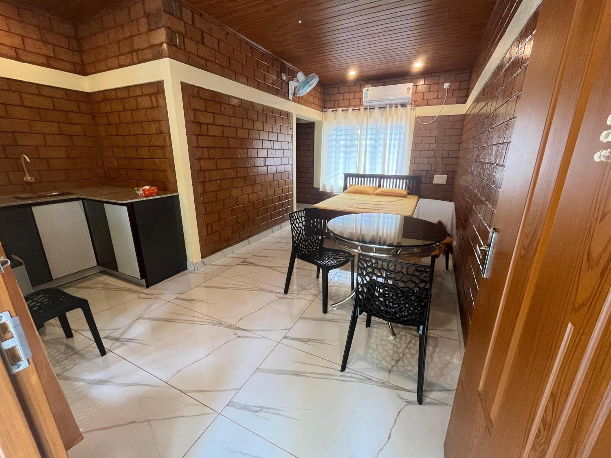 Sunset Homes Mundrothuruth 외부 사진